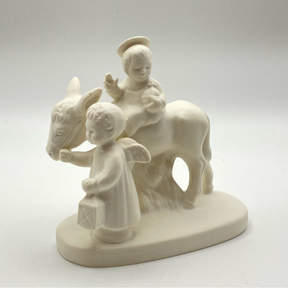 Vintage Goebel Angel Leading Baby Jesus HX334 Christmas Holiday Collectible EUC